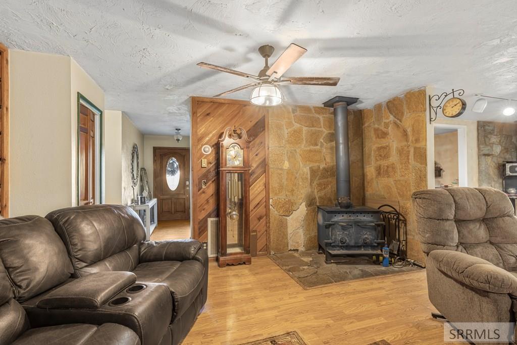 1181 Country Road Sugar City, ID 83448 - Photo 11 of 51