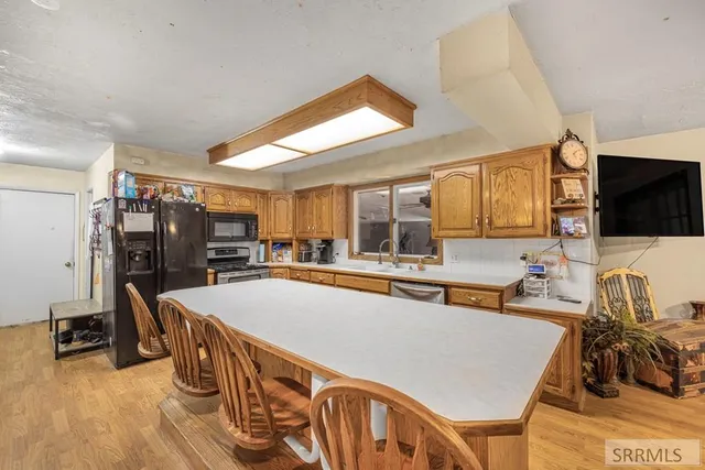 $545,000 | 1181 Country Road, Sugar City, ID 83448