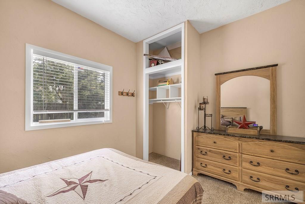 1181 Country Road Sugar City, ID 83448 - Photo 20 of 51