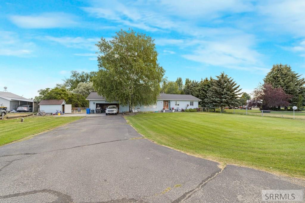 1181 Country Road Sugar City, ID 83448 - Photo 7 of 51