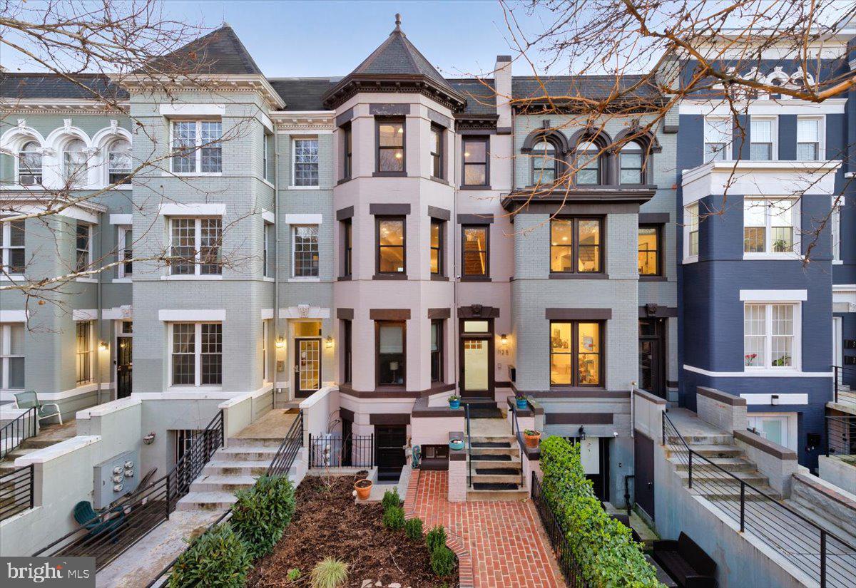 1128 Columbia Road Northwest, Unit 2 Washington, DC 20009 - Photo 1 of 28