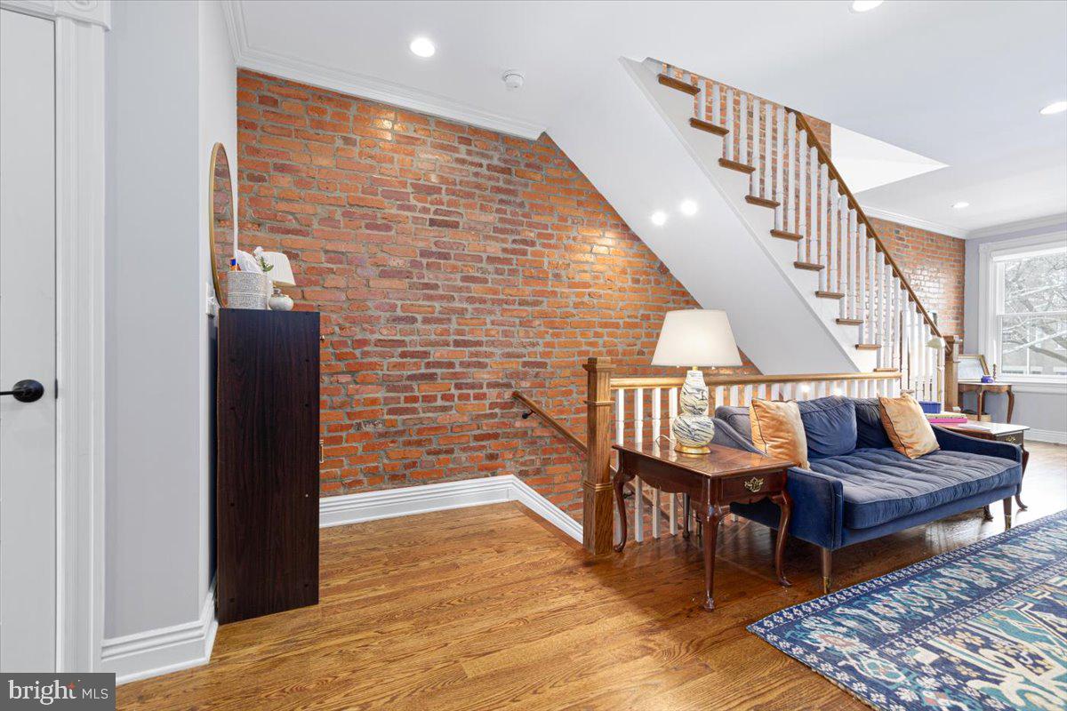 1128 Columbia Road Northwest, Unit 2 Washington, DC 20009 - Photo 2 of 28