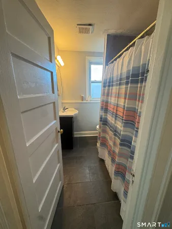 $3,800 | 365 Remington Street, Bridgeport, CT 06610