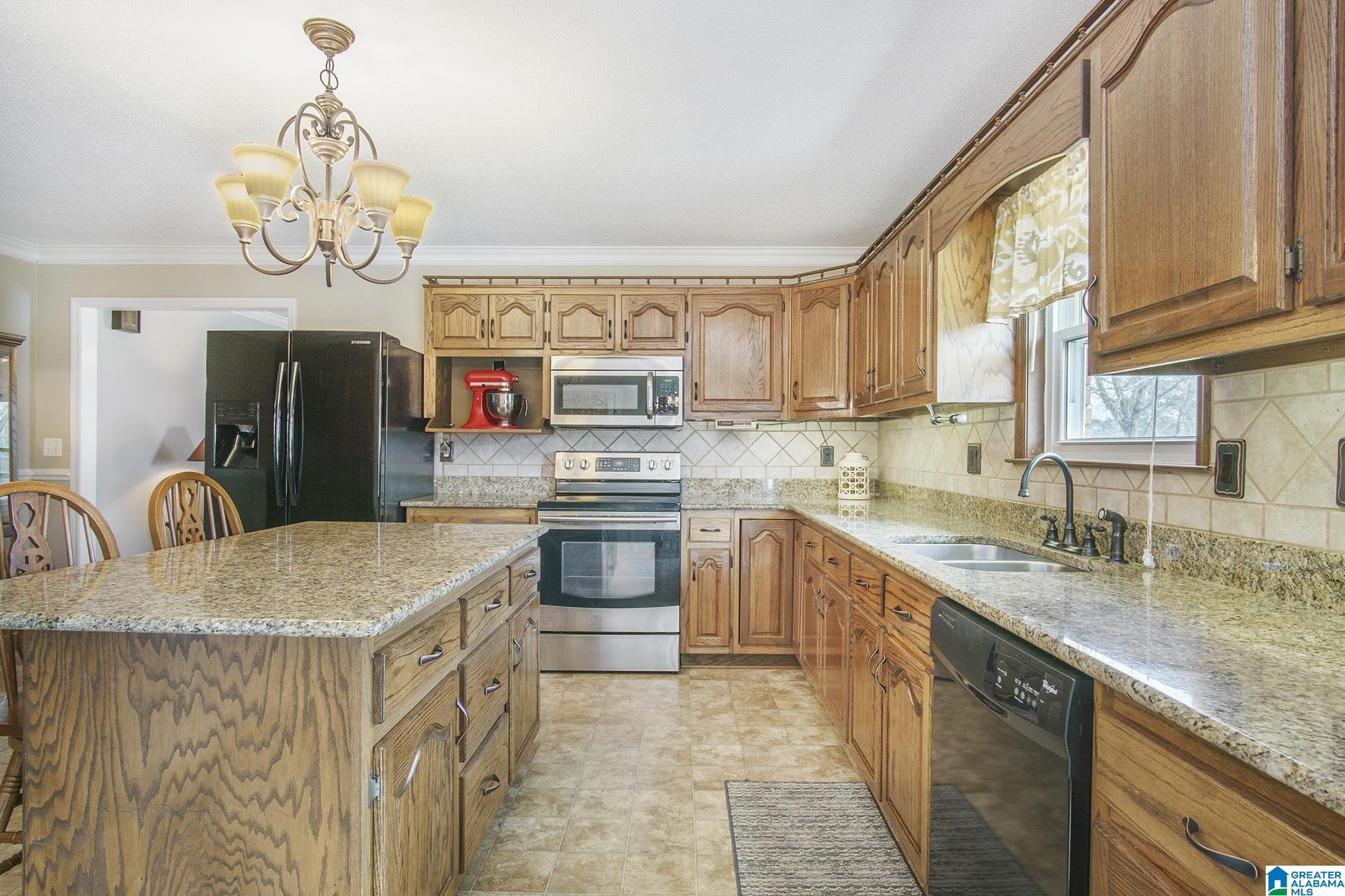 81 Tuscaloosa Road Thorsby, AL 35171 - Photo 5 of 41