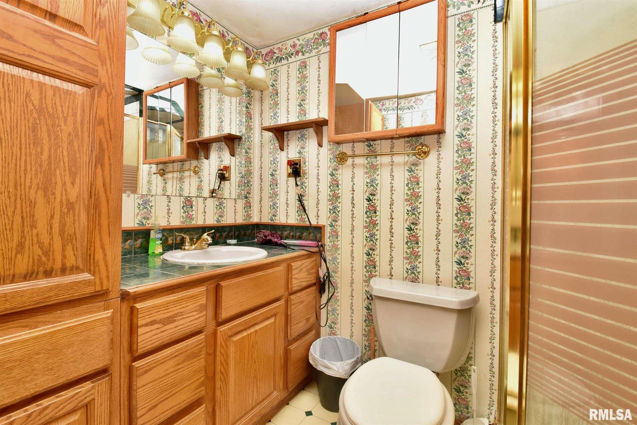 111 Briargate Road Washington, IL 61571 - Photo 7 of 15 Gallery Image 7