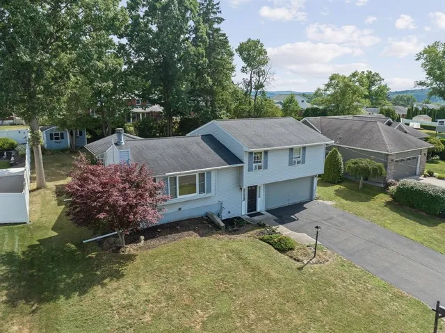 $274,500 | 2714 Magnolia Street, Endicott, NY 13760