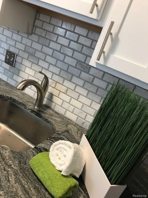 4417 Crooks Road Royal Oak, MI 48073 - Photo 16 of 25