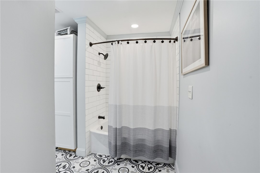 91 Sowams Road Barrington, RI 02806 - Photo 15 of 36 First Floor Full Bath with laundry