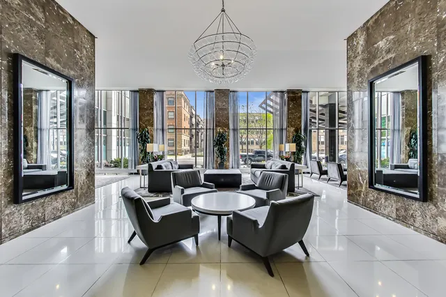 $2,500 | 655 West Irving Park Road, Unit 606, Chicago, IL 60613