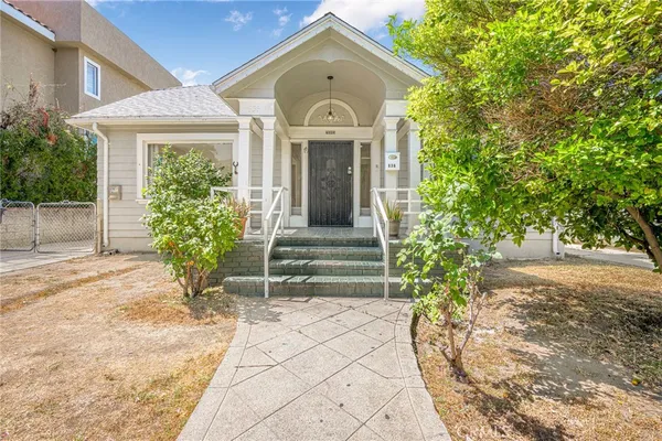 $4,600 | 636 Pioneer Drive, Unit 1, Glendale, CA 91203
