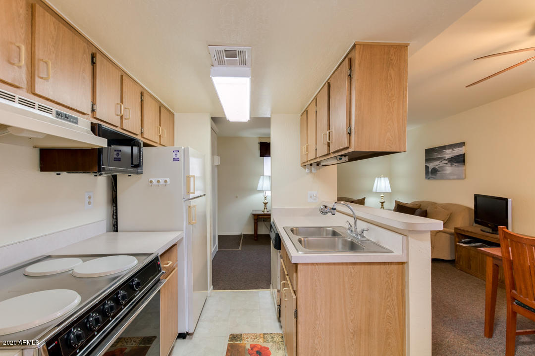 12123 West Bell Road, Unit 225 Surprise, AZ 85378 - Photo 14 of 38 11-Bell