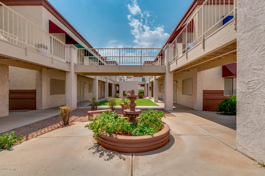 12123 West Bell Road, Unit 225 Surprise, AZ 85378 - Photo 7 of 38 01-Bell
