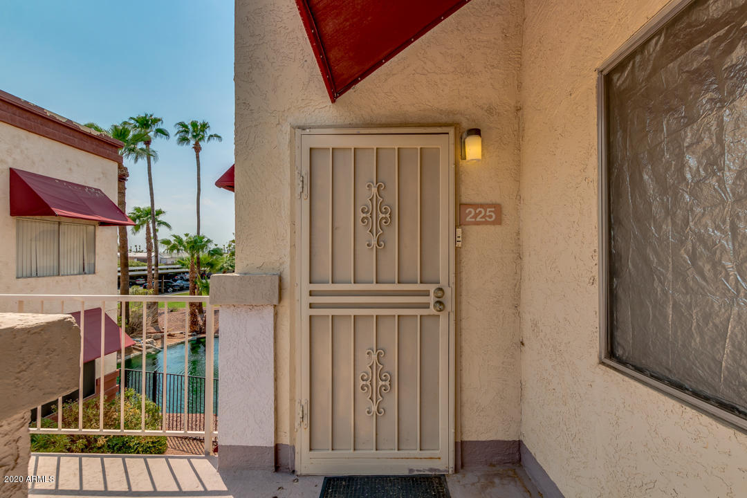 12123 West Bell Road, Unit 225 Surprise, AZ 85378 - Photo 8 of 38 02-Bell
