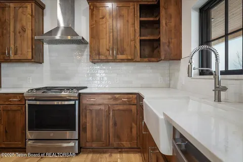$1,499,000 | 174 Christopher Street, Victor, ID 83455