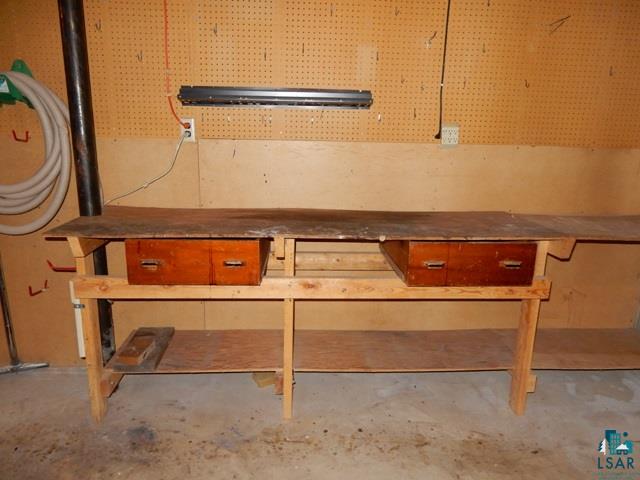 5554 Pine Hill Road Proctor, MN 55810 - Photo 16 of 23 Workshop Area