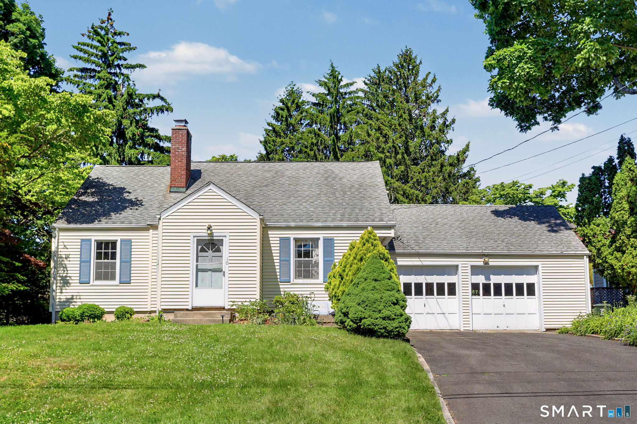 10 Koger Road Trumbull, CT 06611 - Photo 1 of 34