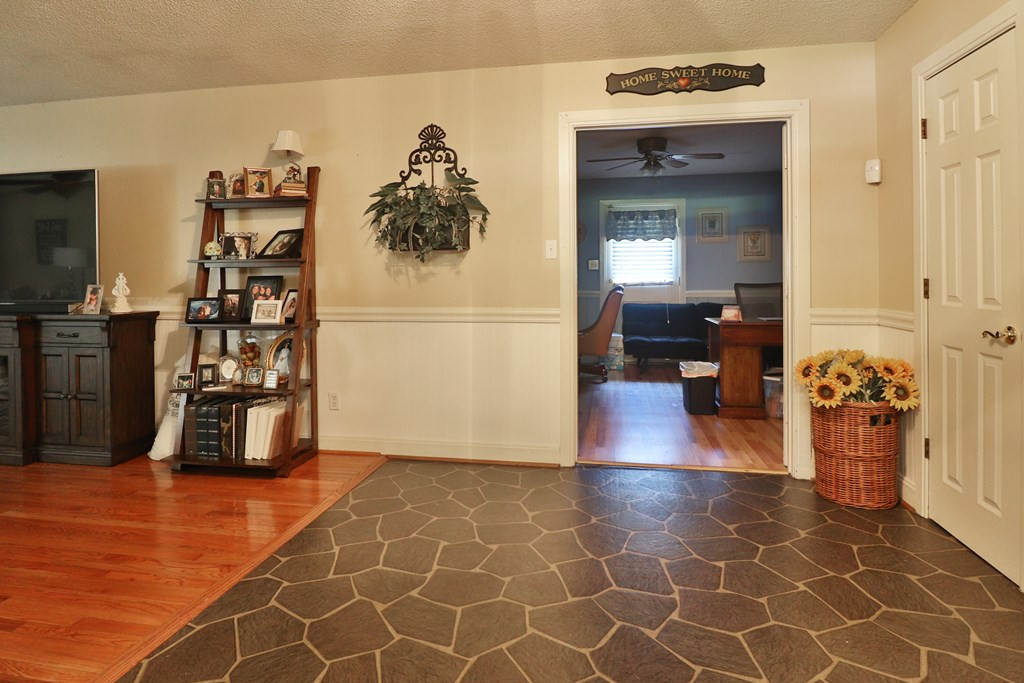 6377 Harlem Grovetown Road Harlem, GA 30814 - Photo 4 of 41