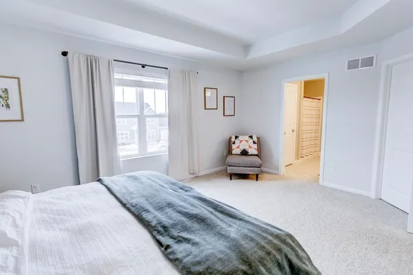 $559,900 | 993 Clover Lane, DeForest, WI 53532