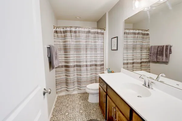 $559,900 | 993 Clover Lane, DeForest, WI 53532