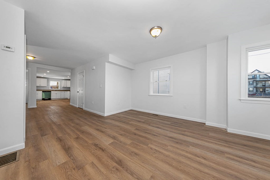 40 Everett Avenue Somerville, MA 02145 - Photo 6 of 21