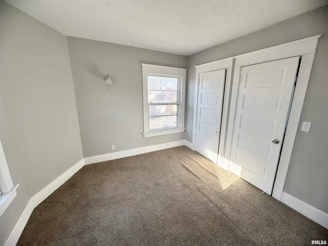 $109,000 | 1234 12th Street, Rock Island, IL 61201