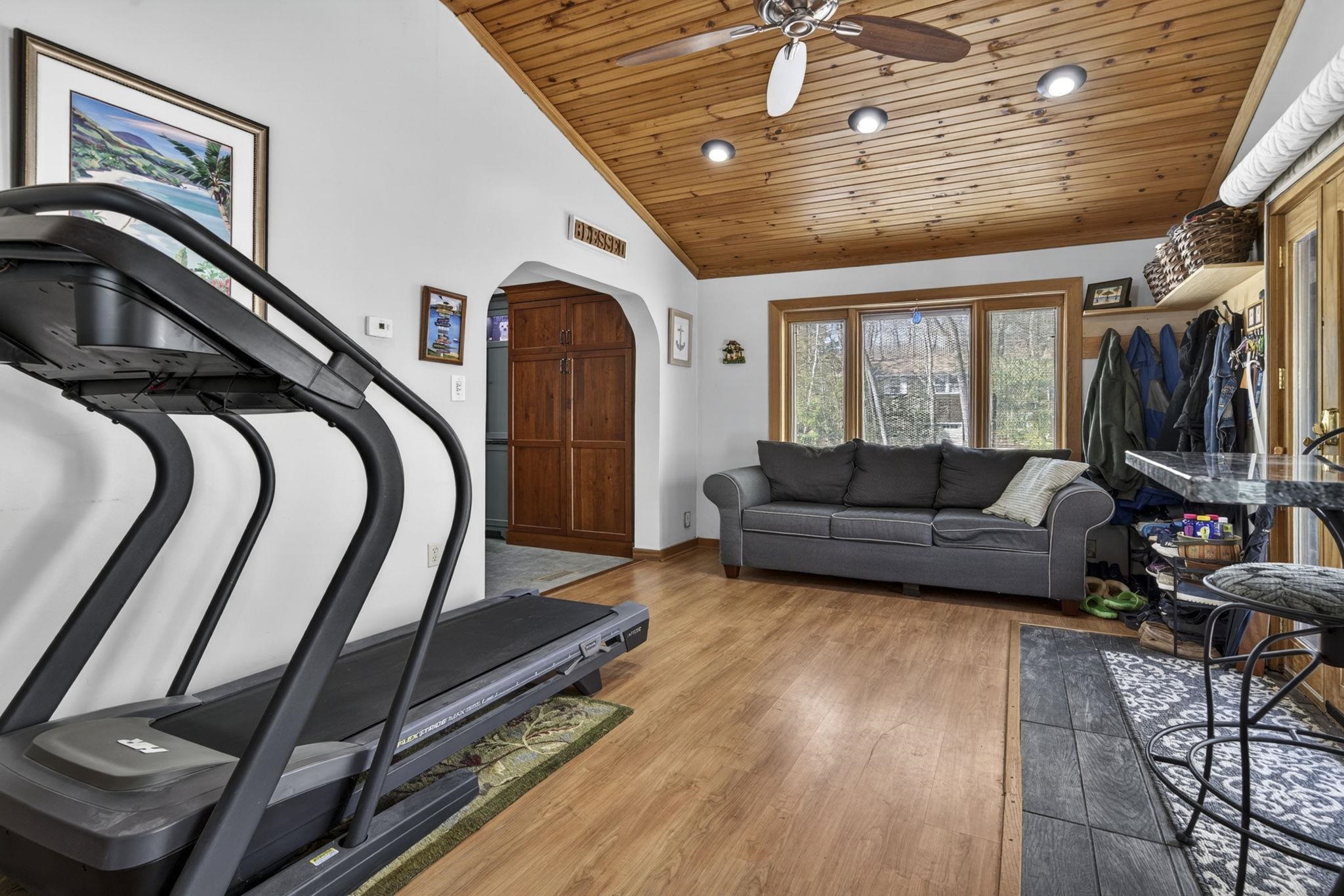 49 Birkdale Road Bedford, NH 03110 - Photo 40 of 57