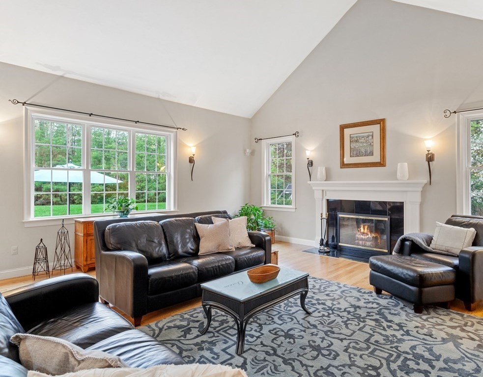 16 Jackson Drive Acton, MA 01720 - Photo 11 of 37