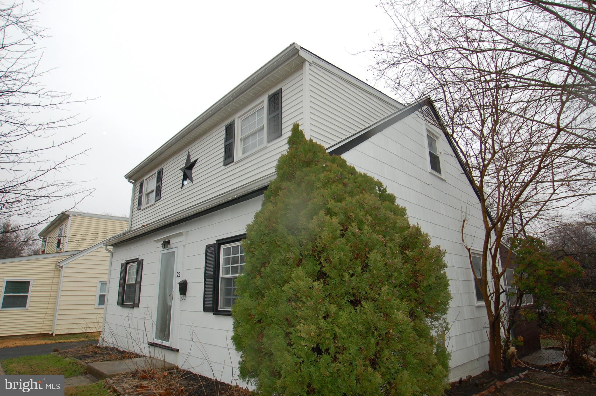22 Ridge Road Aston, PA 19014 - Photo 2 of 17