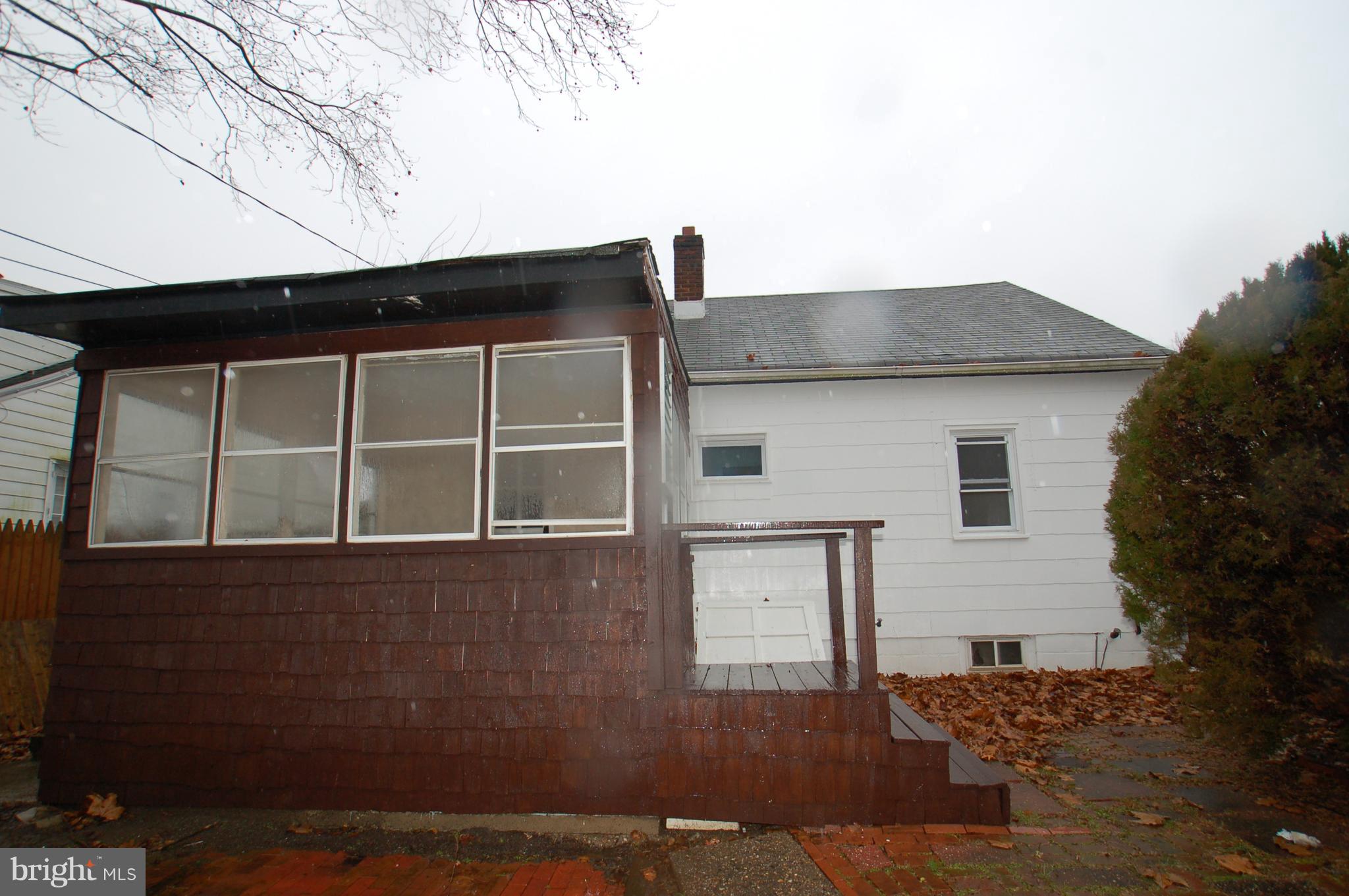 22 Ridge Road Aston, PA 19014 - Photo 3 of 17