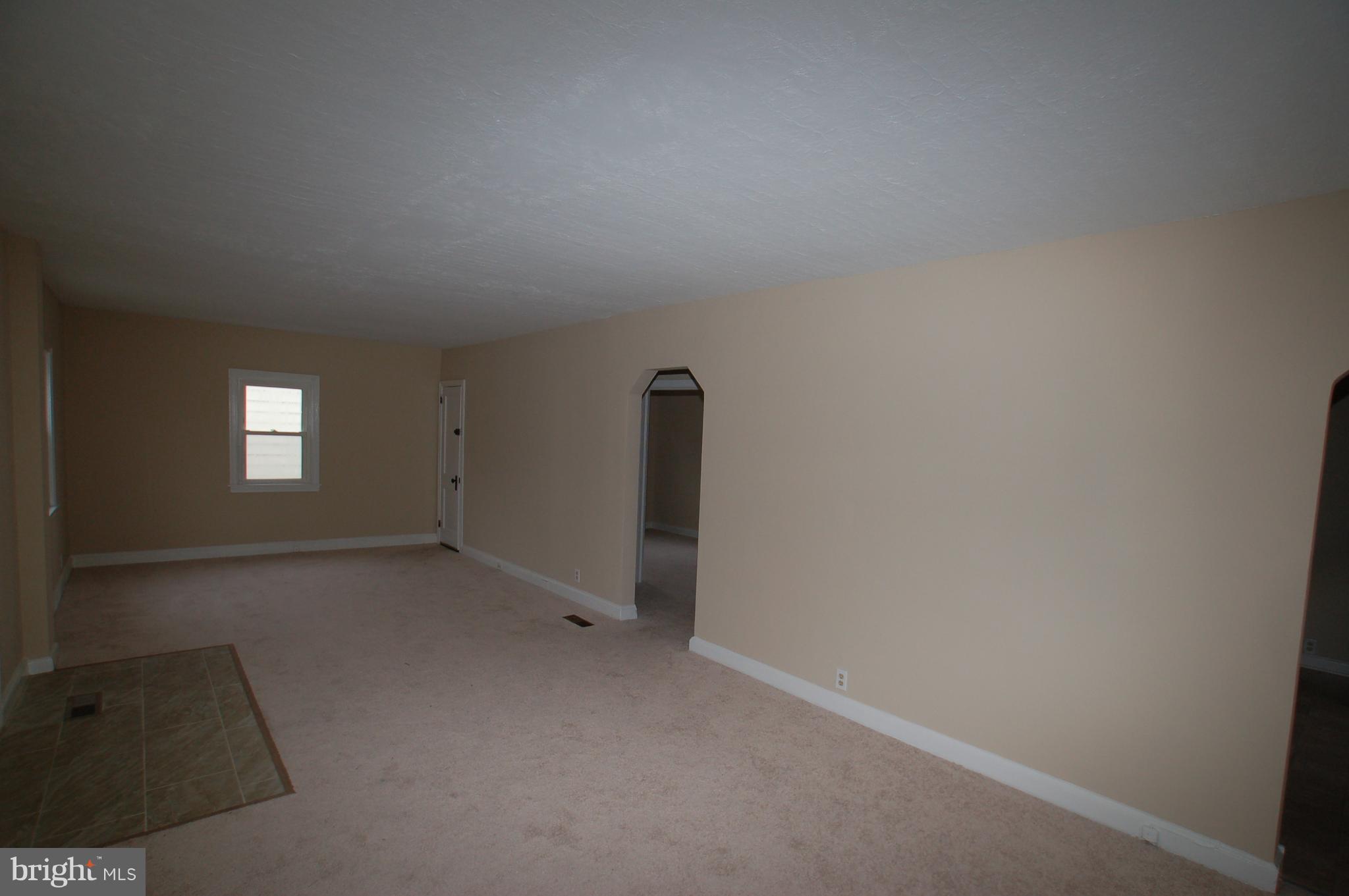 22 Ridge Road Aston, PA 19014 - Photo 5 of 17