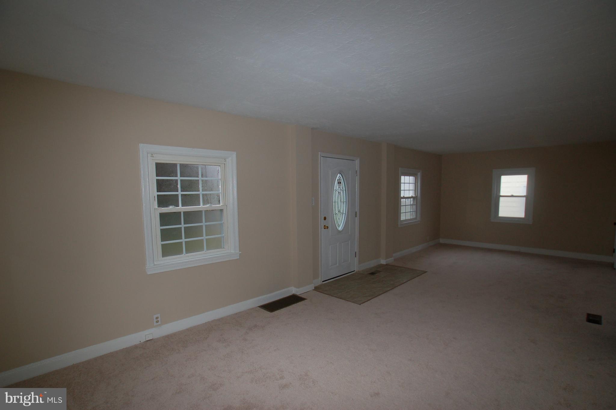 22 Ridge Road Aston, PA 19014 - Photo 6 of 17