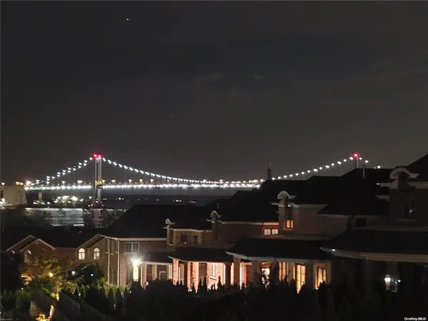 $2,750,000 | 150-26 Sullivan Drive | Whitestone