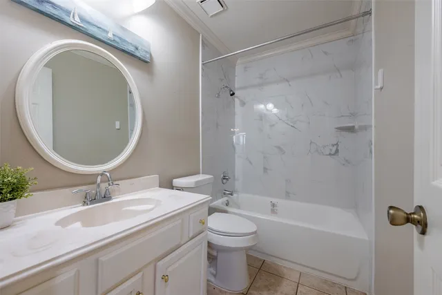 $1,975 | 13623 Bonilla Lane, Houston, TX 77083