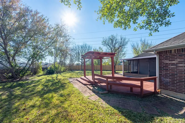 $1,975 | 13623 Bonilla Lane, Houston, TX 77083