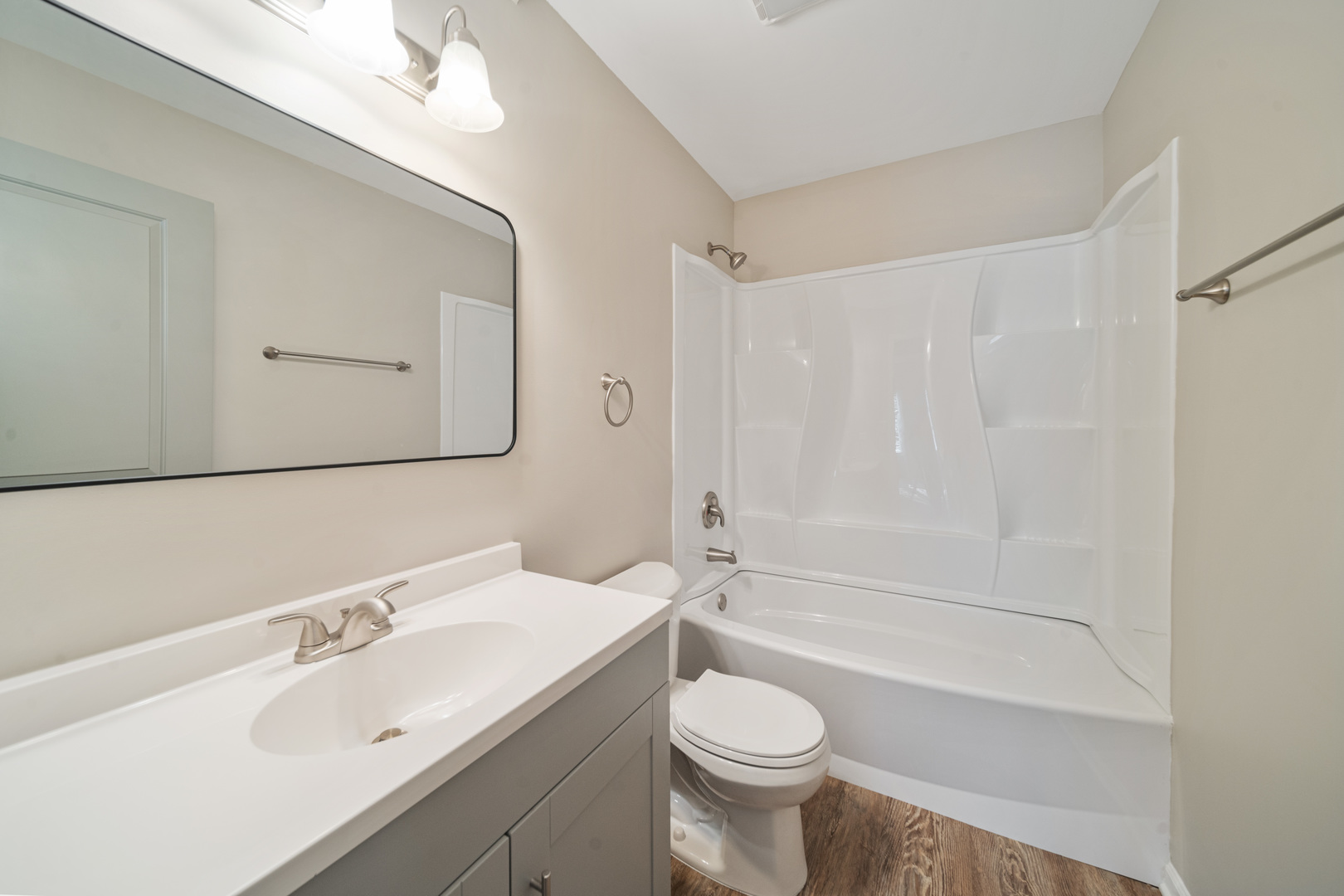 5 South Virginia Road, Unit 8 Crystal Lake, IL 60014 - Photo 11 of 13