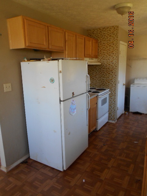 3519 Oak Ridge Road Shipman, VA 22971 - Photo 4 of 13 a utility room with wooden floor washer and dryer