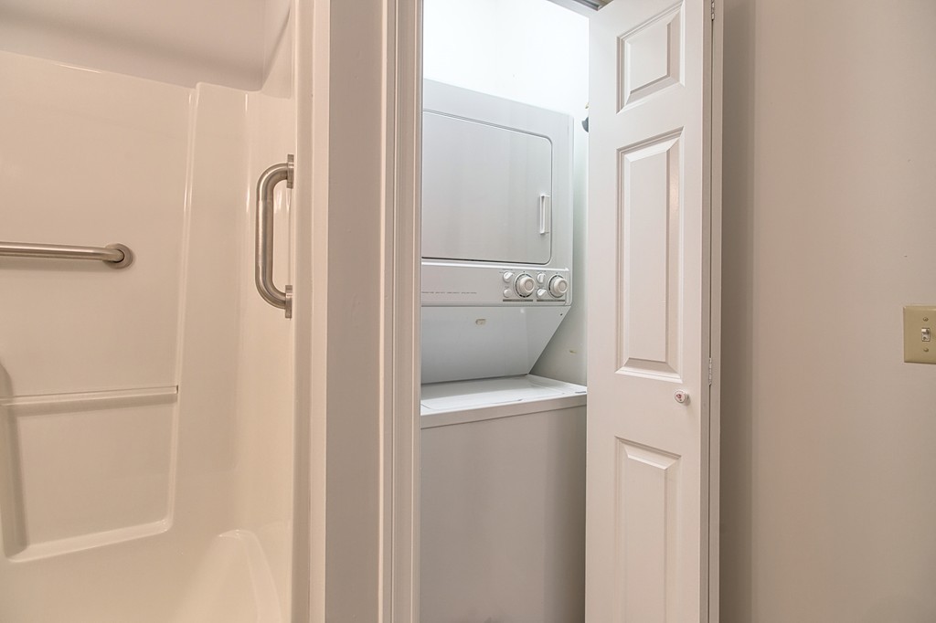 210 Chickering Road, Unit 206A North Andover, MA 01845 - Photo 14 of 30 Gallery Image 14