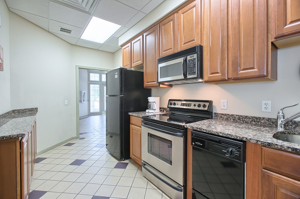 210 Chickering Road, Unit 206A North Andover, MA 01845 - Photo 25 of 30 Gallery Image 25