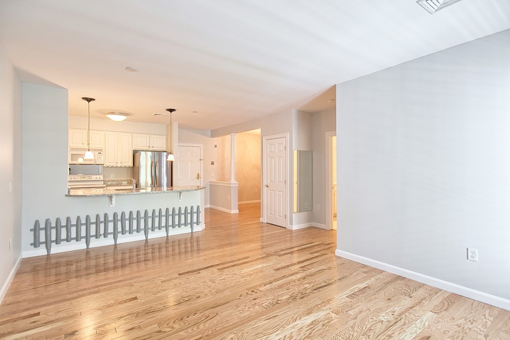 210 Chickering Road, Unit 206A North Andover, MA 01845 - Photo 7 of 30 Gallery Image 7