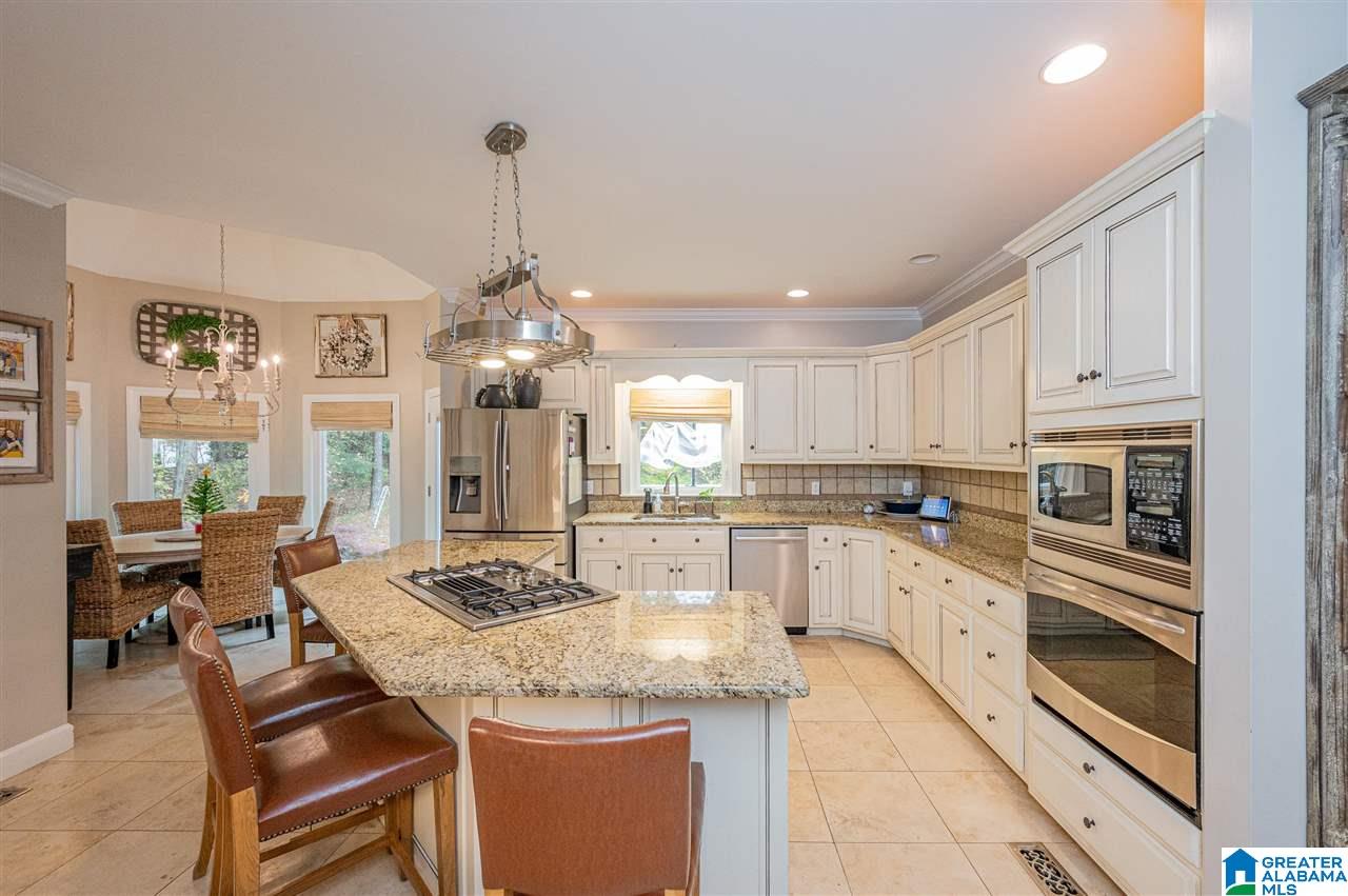 100 Windsor Lane Pelham, AL 35124 - Photo 6 of 50