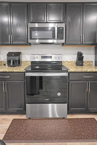 $347,000 | 12001 Guelph Circle, Hampton, GA 30228