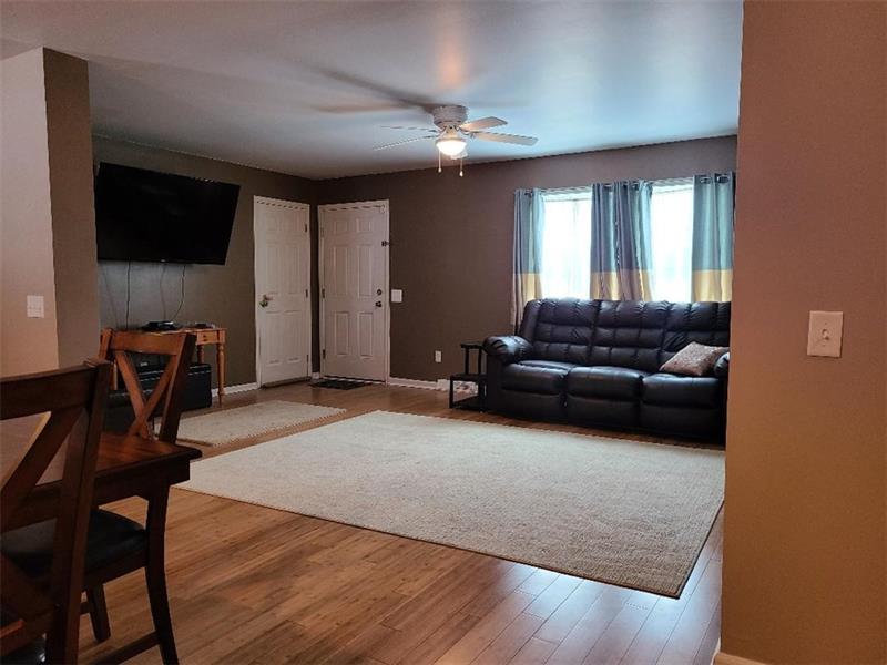 466 Dillie Road Sycamore, PA 15364 - Photo 12 of 25