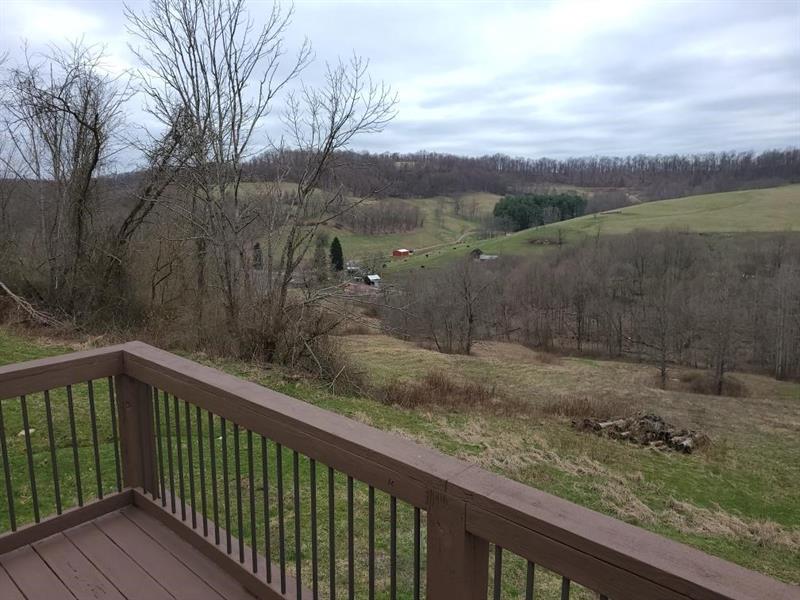 466 Dillie Road Sycamore, PA 15364 - Photo 7 of 25