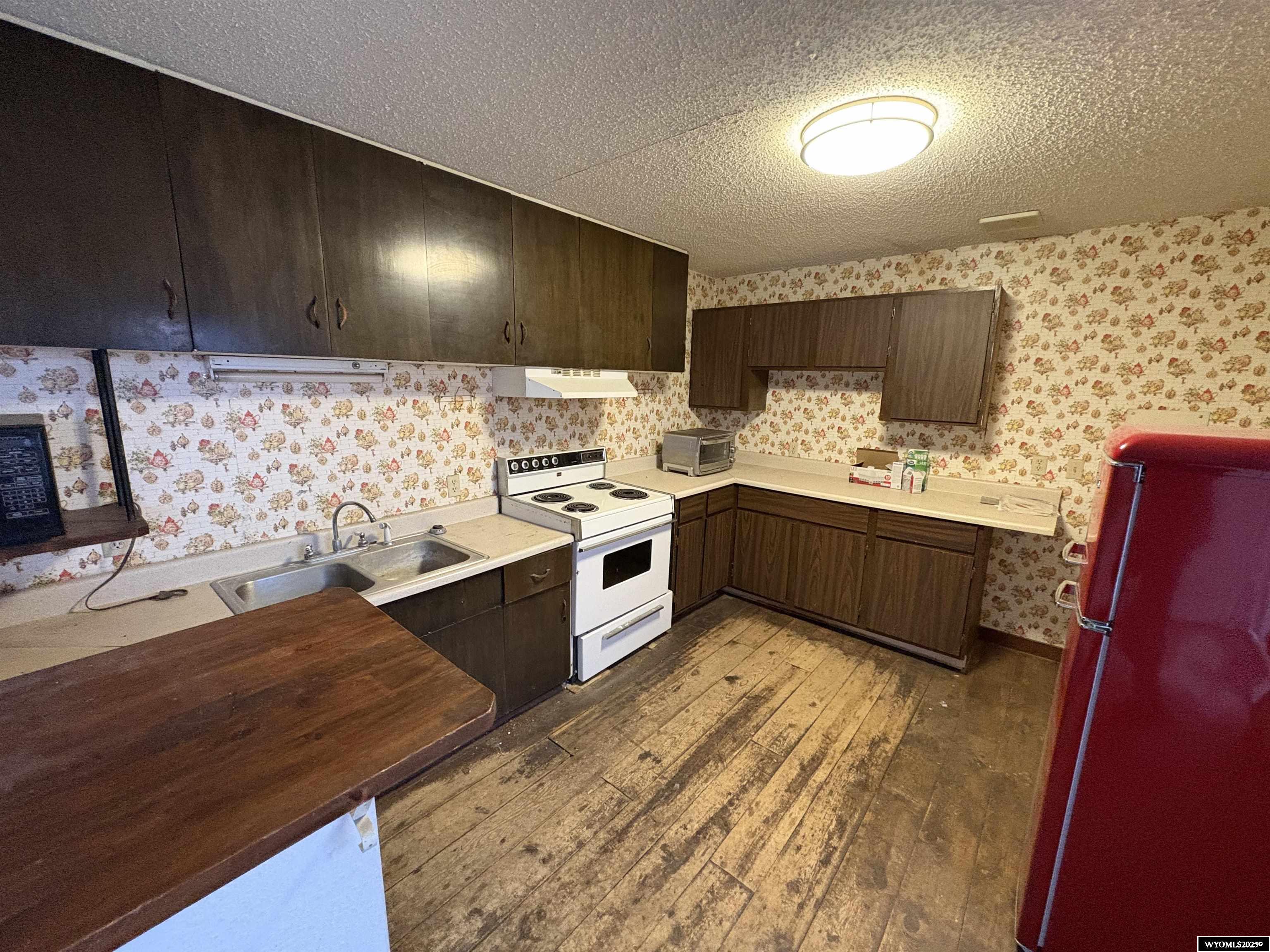 60 East Main Street Atlantic City, WY 82520 - Photo 12 of 25