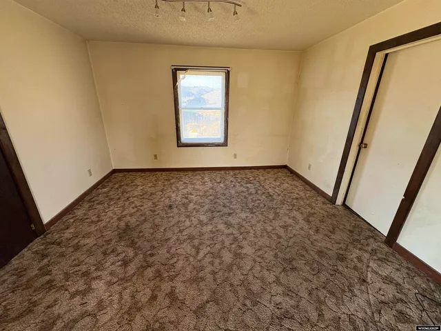 $117,000 | 60 East Main Street, Atlantic City, WY 82520