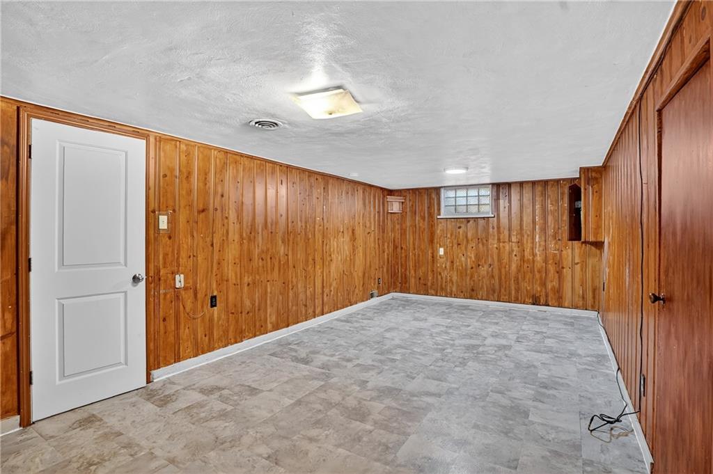 1209 Varner Road Pittsburgh, PA 15227 - Photo 31 of 40