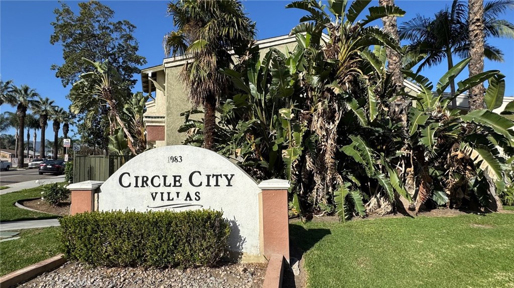 760 Rimpau Avenue, Unit 202 Corona, CA 92879 - Photo 3 of 11