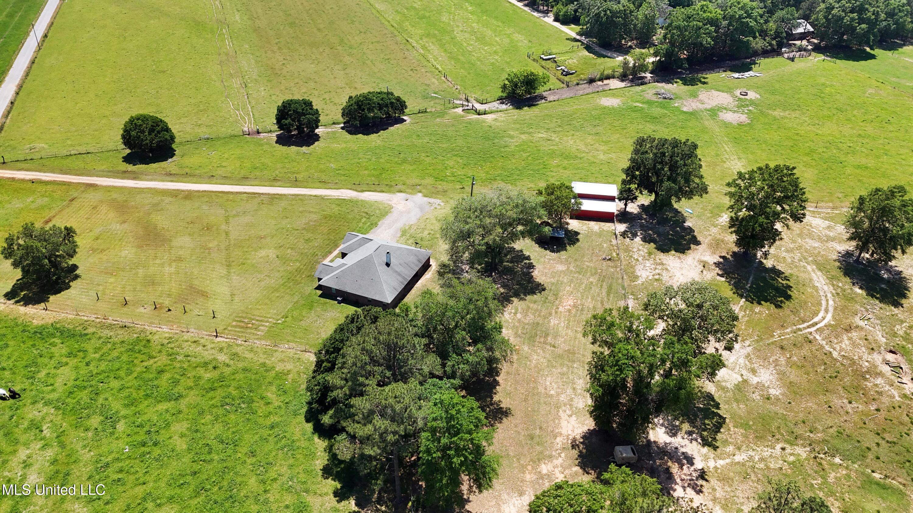 152 Brown Loop Lucedale, MS 39452 - Photo 33 of 35 037