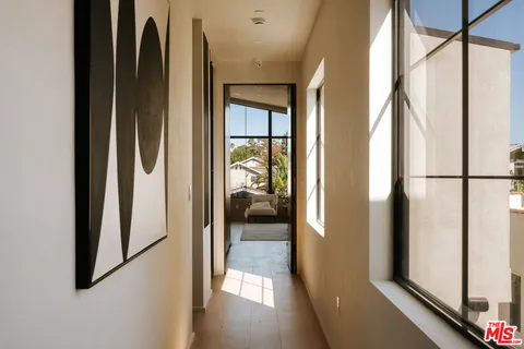 $4,495,000 | 923 Milwood Avenue, Venice, CA 90291