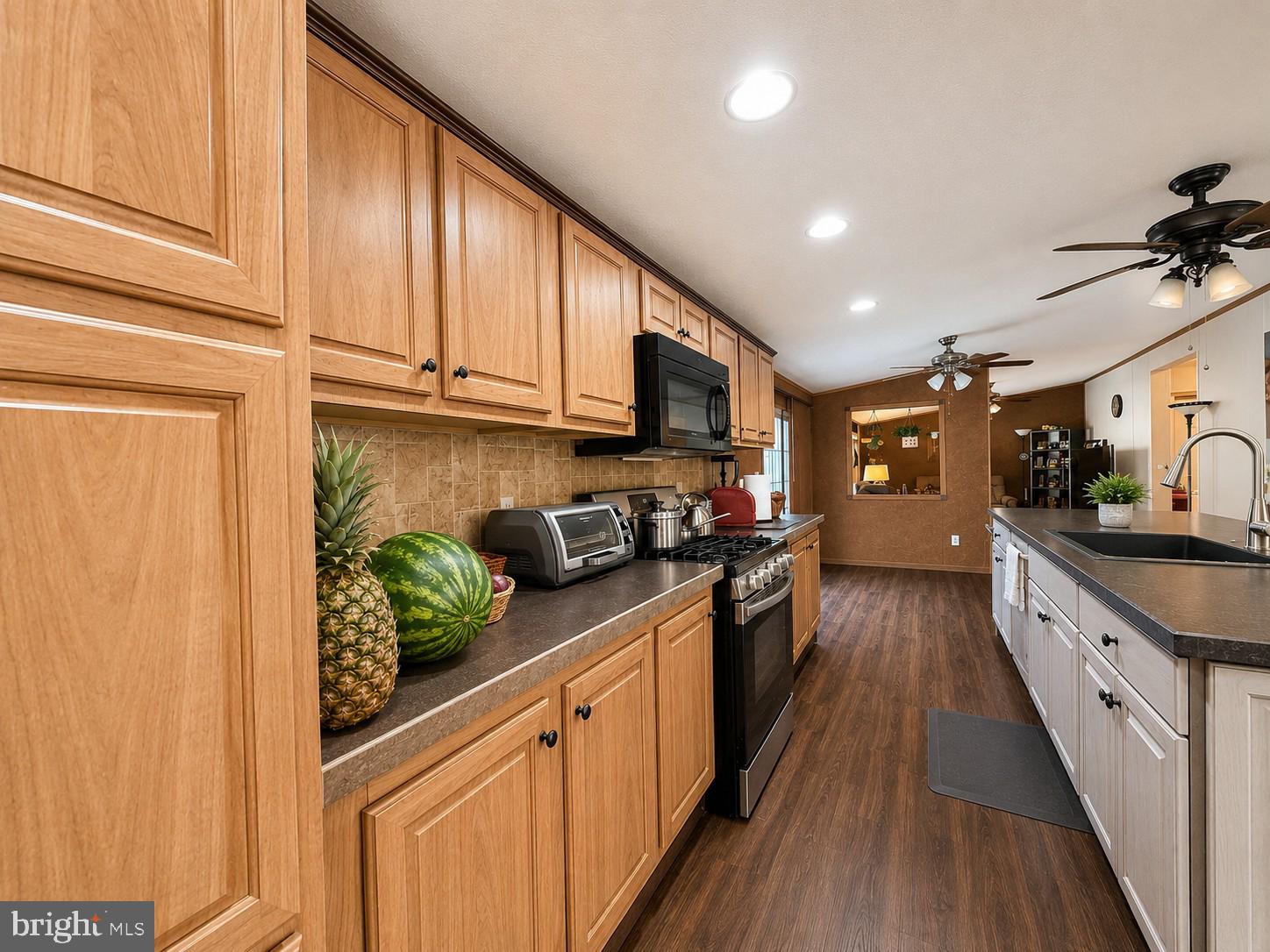 3618 Church Road Perkiomenville, PA 18074 - Photo 18 of 33 Warm and inviting kitchen space.